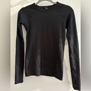 Lululemon long sleeve sz 4